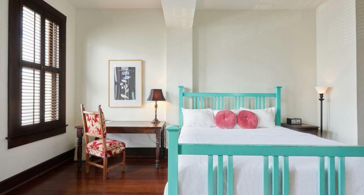 Hotel Havana San Antonio Buitenkant foto